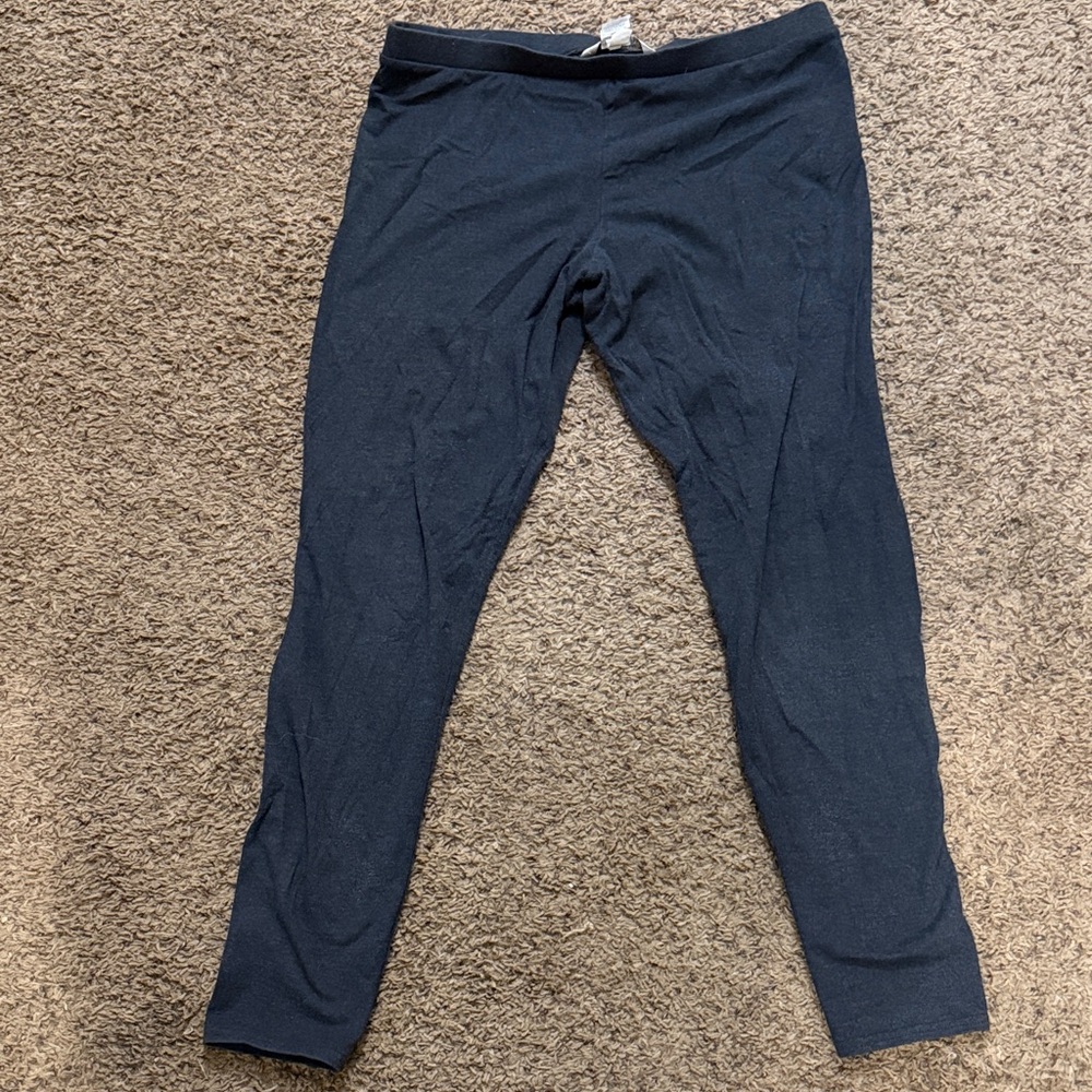 Charcoal gray leggings